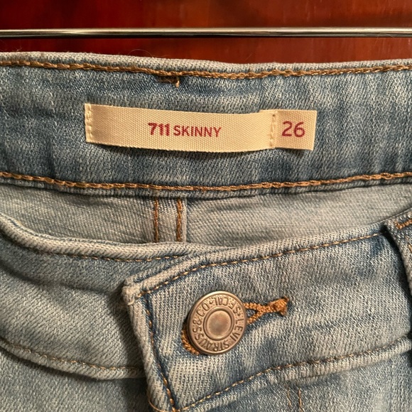 Levis 711 Skinny new WOT - Picture 3 of 8